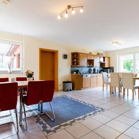 Großzügige Im Haus 