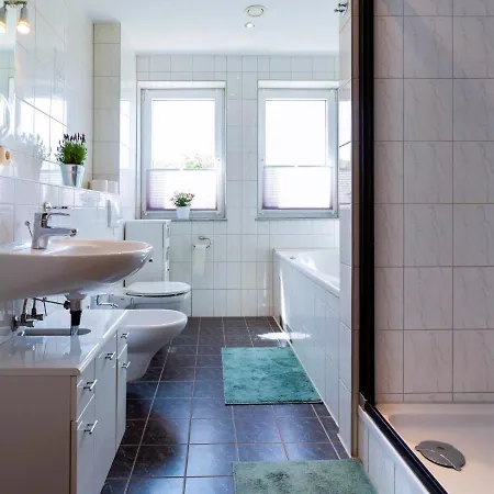 Großzügige Im Haus 