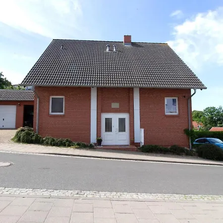 Großzügige Im Haus 