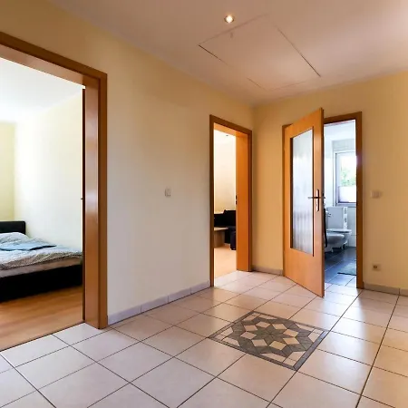 Großzügige Im Haus 